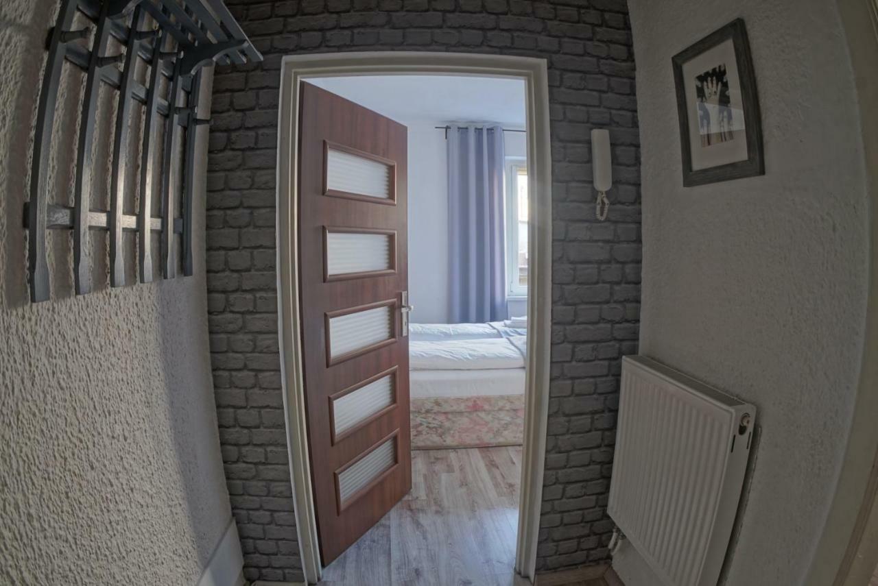 Zacisze Starowki Apartment Torun Exterior photo