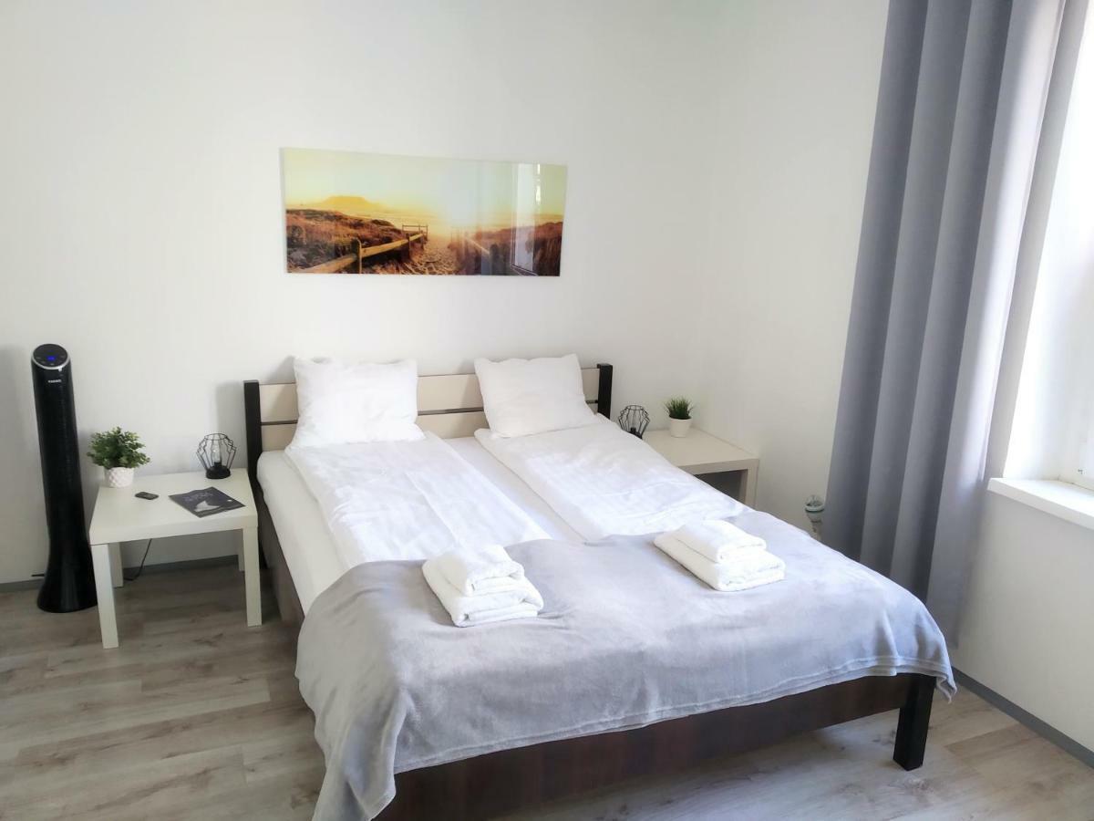 Zacisze Starowki Apartment Torun Exterior photo